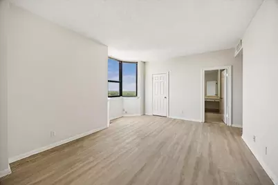 651 Bering Drive #1902, Houston, TX 77057 - Photo 13