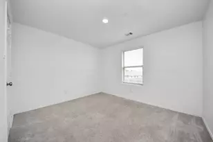 8650 Bar Hbr Dr, Baytown, TX 77521 - Photo 23
