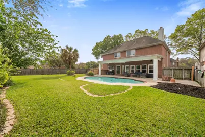 2602 Hampton Springs Drive, Seabrook, TX 77586 - Photo 13