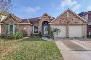 8410 Major Blizzard Dr, Houston, TX 77089 - Photo 1