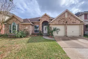 8410 Major Blizzard Dr, Houston, TX 77089 - Photo 33