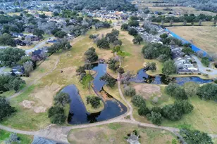 241 Woodhaven Dr, West Columbia, TX 77486 - Photo 47