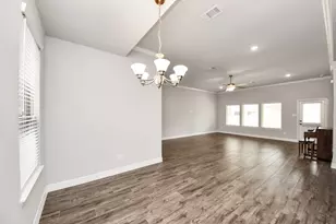 241 Woodhaven Dr, West Columbia, TX 77486 - Photo 11