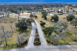 241 Woodhaven Dr, West Columbia, TX 77486 - Photo 49