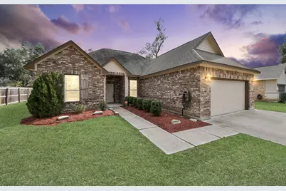 241 Woodhaven Drive, West Columbia, TX 77486 - Photo 1