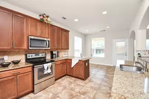 8627 Sweet Pasture Dr, Tomball, TX 77375 - Photo 5
