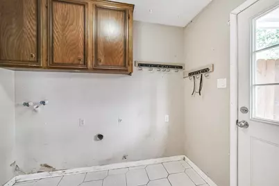 16511 Clearcrest Drive, Houston, TX 77059 - Photo 27