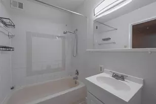 5151 Richmond Ave., Houston, TX 77056 - Photo 19