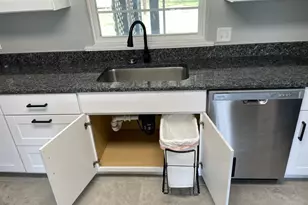 605 Helms Ave, Wharton, TX 77488 - Photo 21