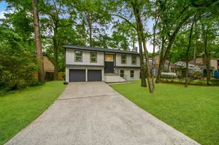 33 Kittiwake Ct, The Woodlands, TX 77380 - Photo 3