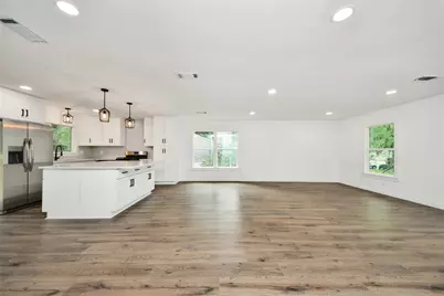 33 Kittiwake Court, The Woodlands, TX 77380 - Photo 13