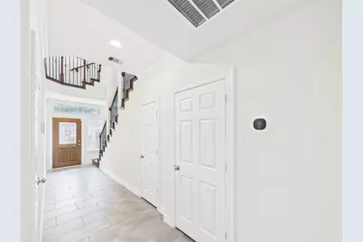 10606 Shadow Elm Court, Houston, TX 77043 - Photo 9