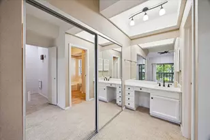 11711 Memorial Dr, Houston, TX 77024 - Photo 9