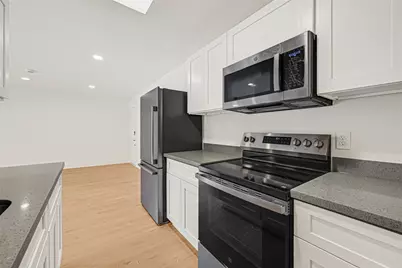 800 Post Oak Boulevard #34, Houston, TX 77056 - Photo 9