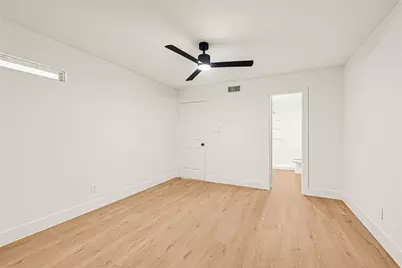 800 Post Oak Boulevard #34, Houston, TX 77056 - Photo 11