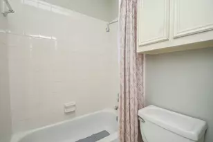 13711 Threadall Park Dr, Houston, TX 77077 - Photo 43