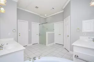 13711 Threadall Park Dr, Houston, TX 77077 - Photo 33