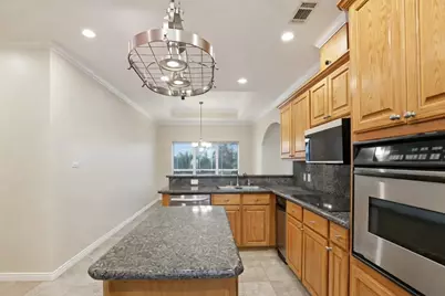 3627 Madison Avenue, Beach City, TX 77523 - Photo 9