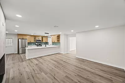 3011 Freshmeadows Drive, Houston, TX 77063 - Photo 13