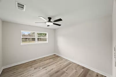 3011 Freshmeadows Drive, Houston, TX 77063 - Photo 41