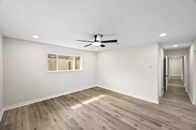 3011 Freshmeadows Drive, Houston, TX 77063 - Photo 21