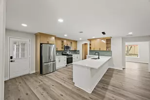 3011 Freshmeadows Dr, Houston, TX 77063 - Photo 15