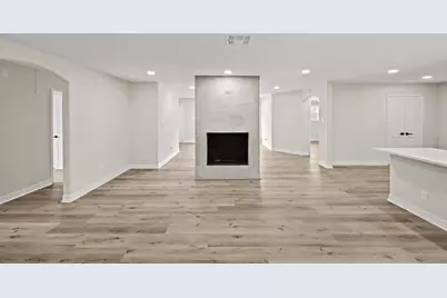 3011 Freshmeadows Drive, Houston, TX 77063 - Photo 11