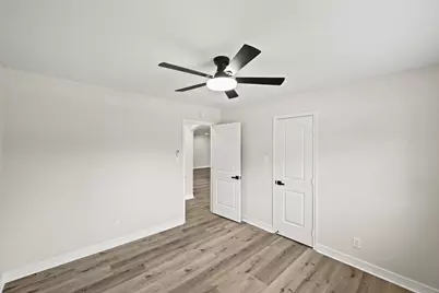 3011 Freshmeadows Drive, Houston, TX 77063 - Photo 29