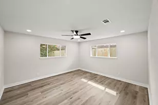 3011 Freshmeadows Dr, Houston, TX 77063 - Photo 25