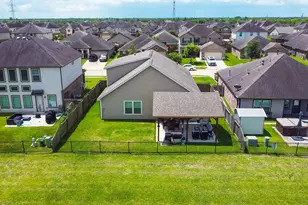 726 Rim Water Dr, Alvin, TX 77511 - Photo 35