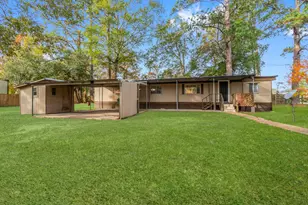 906 E Hanson St, Cleveland, TX 77327 - Photo 1