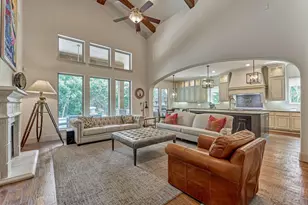 59 Freesia Ct, The Woodlands, TX 77375 - Photo 7