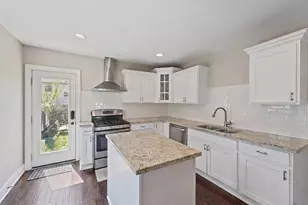 2917 Avenue Q, Galveston, TX 77550 - Photo 7
