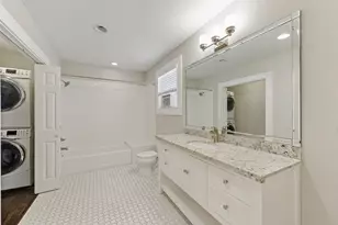 2917 Avenue Q, Galveston, TX 77550 - Photo 11