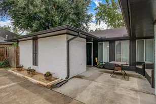 1327 Fallbrook Dr, Houston, TX 77038 - Photo 5