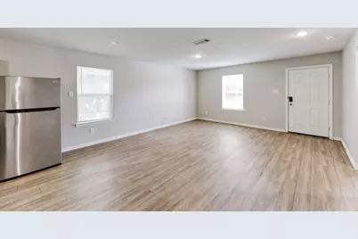 423 Armstrong Street, Houston, TX 77029 - Photo 3