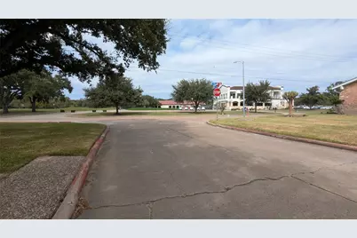 2902 Robinson Road, Missouri City, TX 77459 - Photo 31