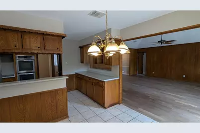 2902 Robinson Road, Missouri City, TX 77459 - Photo 9