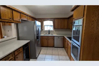 2902 Robinson Road, Missouri City, TX 77459 - Photo 11