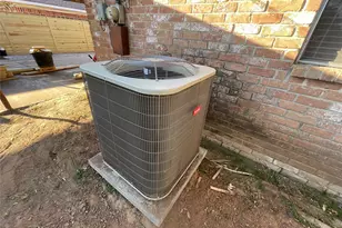 8826 Klondike St, Houston, TX 77075 - Photo 17