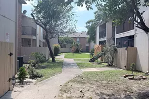 10100 S Gessner Rd, Houston, TX 77071 - Photo 11