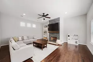 526 Westcross St, Houston, TX 77018 - Photo 5