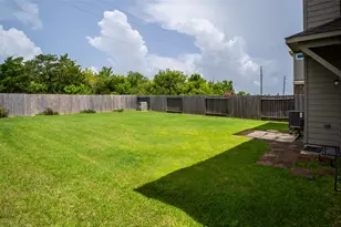 6532 Geisler Crossing Ln, League City, TX 77539 - Photo 5