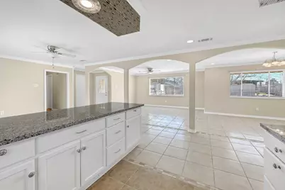 3722 Rest Home Road, Pearland, TX 77584 - Photo 9