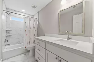5619 Bacher St St, Houston, TX 77028 - Photo 27