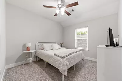 5619 Bacher St Street, Houston, TX 77028 - Photo 25