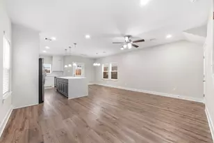5619 Bacher St St, Houston, TX 77028 - Photo 11