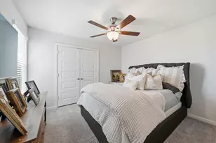10306 Aldrin Dr, Iowa Colony, TX 77583 - Photo 11