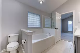 9026 Eaglecove Dr, Houston, TX 77064 - Photo 25
