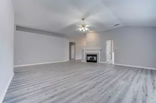 9026 Eaglecove Dr, Houston, TX 77064 - Photo 11